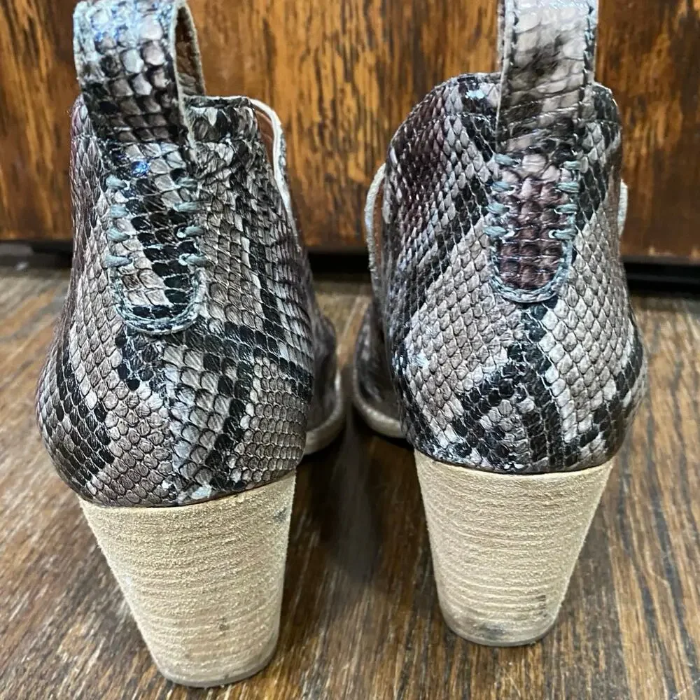 Jeffrey Campbell Snakeskin Ankle Boots Size 8.5 Stacked Heel   Style : ROSALEE